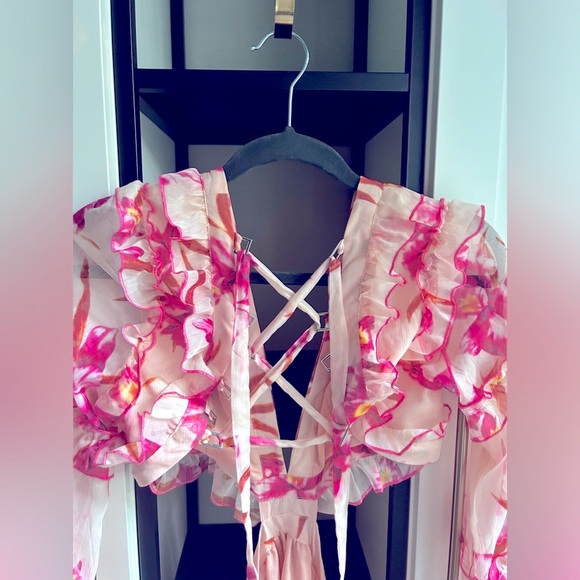 BRAND NEW! Peach and coral floral print dress. By Lilly's Closet size S. - Picture 3 of 5